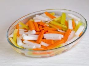 清水反复冲洗，多洗几遍。