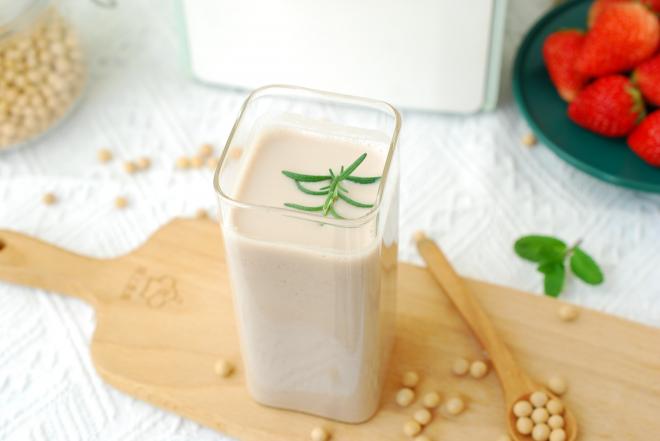 藜麦核桃豆浆