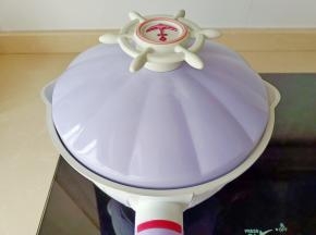 盖上盖子开大火焯水。