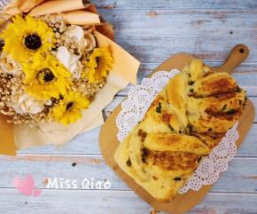 香葱肉松吐司。