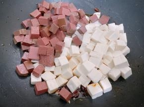 加入鸭血和豆腐