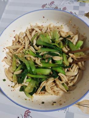 翻拌均匀即可食用！