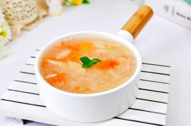 百合木瓜银耳羹