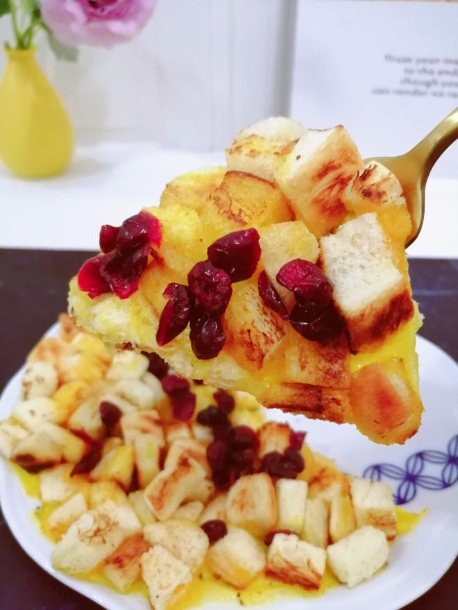 快手早餐抱蛋吐司