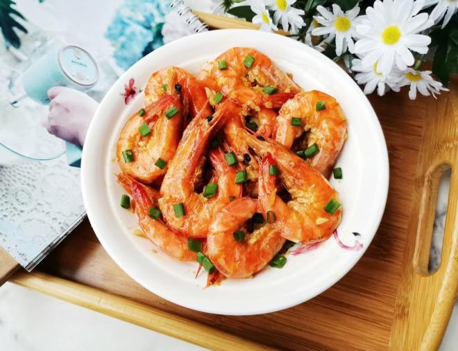 蒜香炒虾