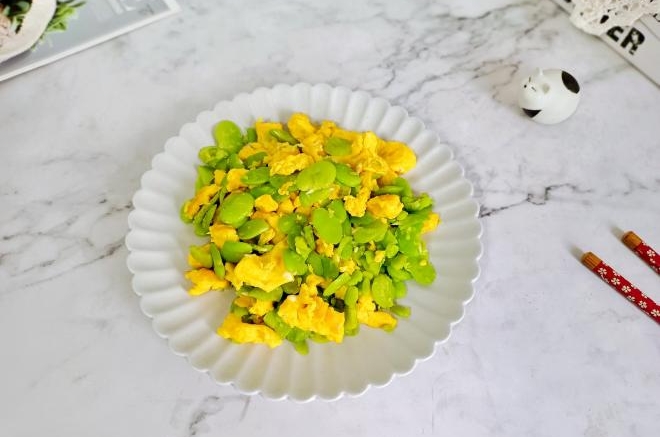 蚕豆炒鸡蛋