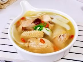 椰肉鸡汤，太赞了。