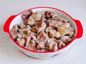 捞出冲洗干净。