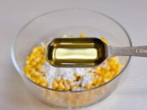加入食用油。
