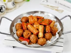 火锅丸子这样做太香了。