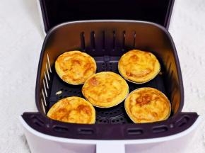 出炉啦～颜色绝绝子，继续烤下一炉。