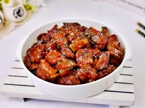 五花肉烧排骨就好啦！