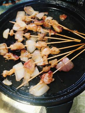 翻面，烤至两面呈金黄色即可！