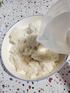 加入半碗凉开水！