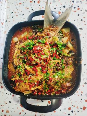 撒上适量的葱花！