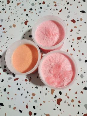 这是冷冻了一晚上的冰淇淋！