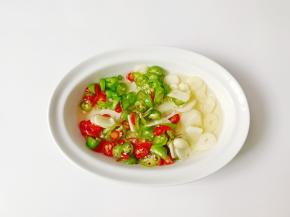 淋热油激发香味。