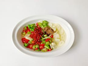 加辣椒粉，孜然粉。