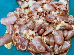 抓匀后冷藏腌制1到两个小时入味