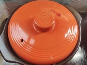 盖上盖子，中火卤20分钟！