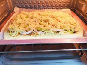 送入预热好的烤箱。 