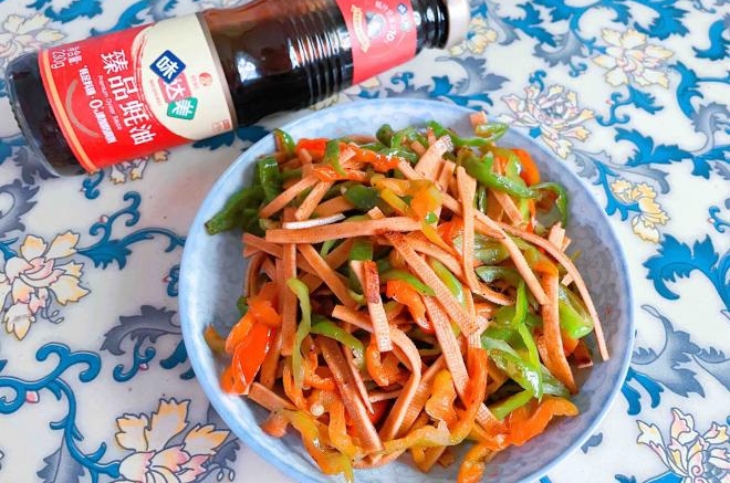 青椒炒香干