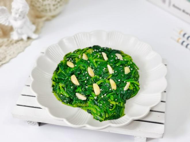 菠菜上的贝壳