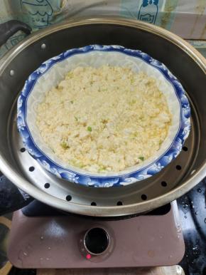 水开，放入蒸锅中！