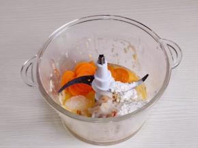 胡萝卜味的，鳕鱼，胡萝卜，鸡蛋，淀粉。