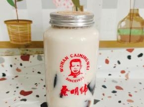 也可以直接倒入自己喜欢的酸奶！也很好喝！