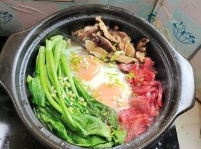 撒上适量的葱花！