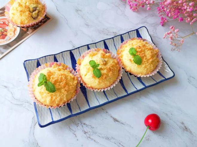 葡萄干马芬蛋糕