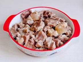 捞出冲洗干净。