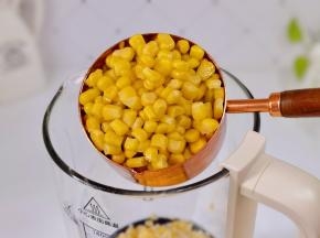 加入玉米粒。