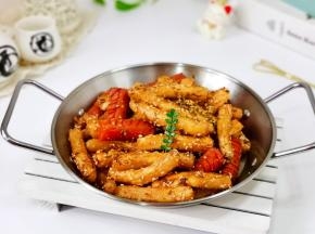 取出装盘即可享用。