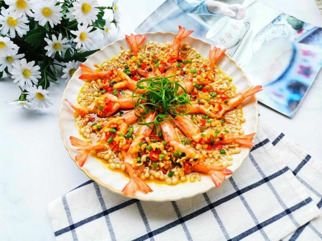 蒜蓉金针菇蒸虾