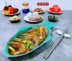 朋友来做客每每做生腌活海虾都会是光盘行动噢