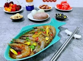 朋友来做客每每做生腌活海虾都会是光盘行动噢