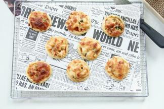 出炉就是迷你披萨的样子啦！