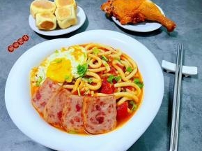 搭配烤鸡腿和小甜点一起吃太棒了