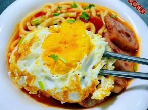 鸡蛋华丽的转身变成煎蛋超级美味
