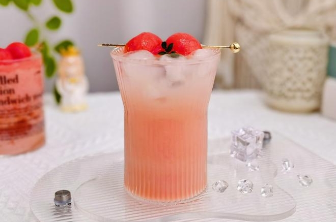 西瓜气泡养乐多