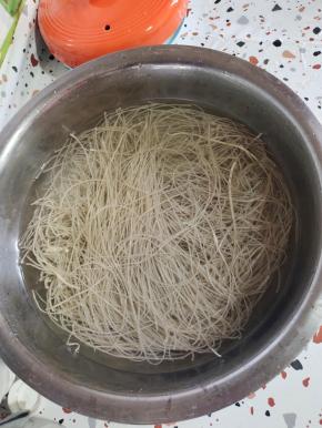 粉丝提前用温水泡软备用！