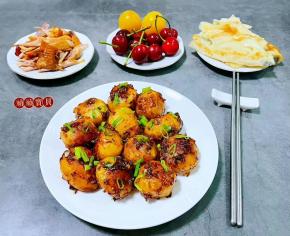 搭配葱油饼、鸡丝和清新小水果一起吃太棒了。