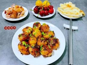 搭配葱油饼、鸡丝和清新小水果一起吃太棒了。