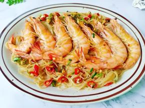 蒜香浓郁，虾仁Q弹美味！