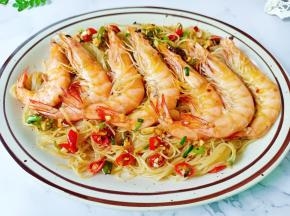 蒜香浓郁，虾仁Q弹美味！