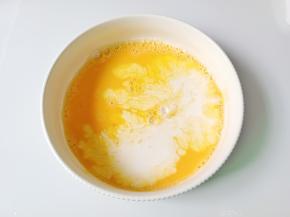 牛奶与鸡蛋的比例要合适。