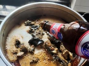 倒入一瓶啤酒！去腥增香！