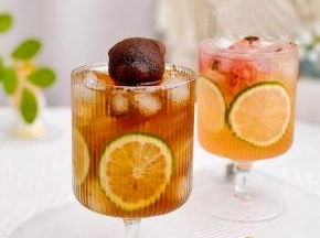 奇妙混搭果酒。